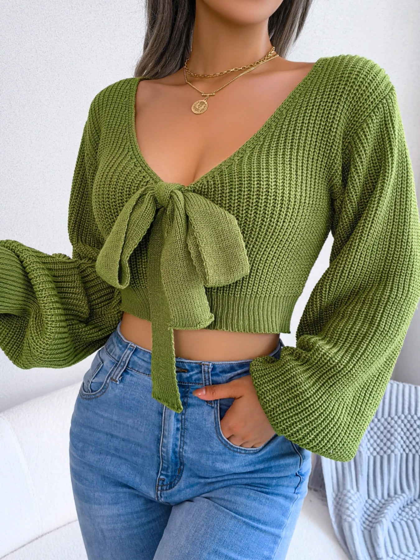 Bow Tie Crop Sweater